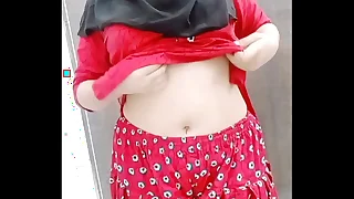 House Wife Removing Shalwar Kameez Be beneficial to Her Boy Friend Dirty Talking Hindi Audio